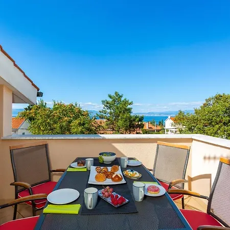Apartments Tamaris Guest house Malinska