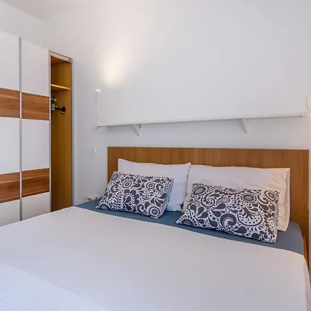 Apartments Tamaris Malinska